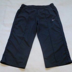 Nike Athletic Capris Pants